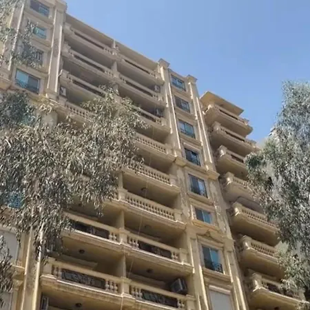 Luxury Apartments, Mohandiseen 502